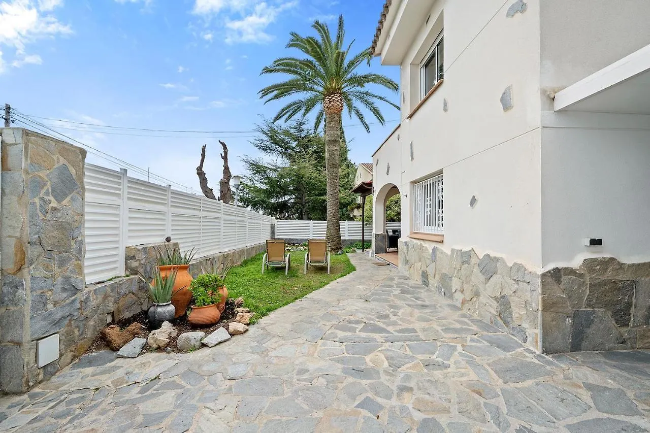 Global Maria - Villa With Bbq In Cambrils 0*,  Spain
